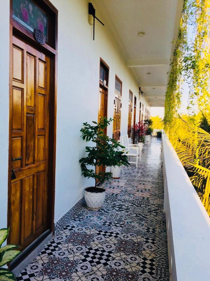 Lagi 1001 Nights Hotel Екстер'єр фото
